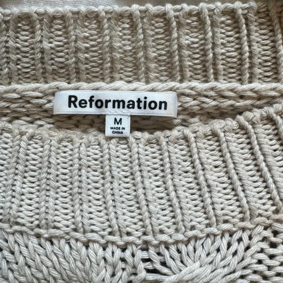 Reformation Sam Cotton Cashmere Oversized Crew Sweater in Gossamer Cable, size M - Picture 9 of 9